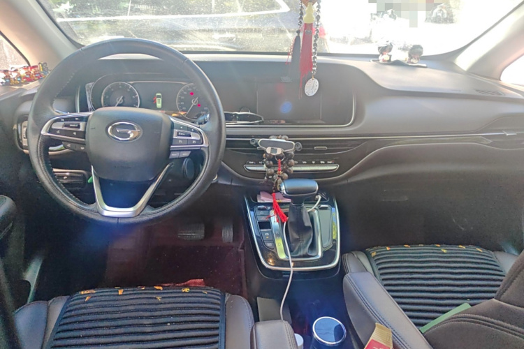 广汽传祺 传祺M6 2019款 270T DCT尊享版（七座）国VI中控内饰7002