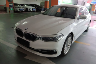 宝马5系新能源 2019款 530Le 豪华套装