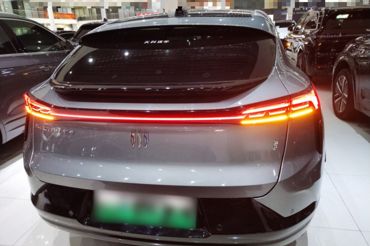 别克E4 2023款 GS版车身外观6