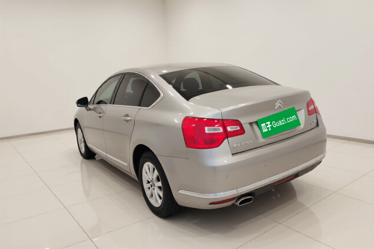 雪铁龙C5 2014款 1.6T 自动尊享型车身外观5