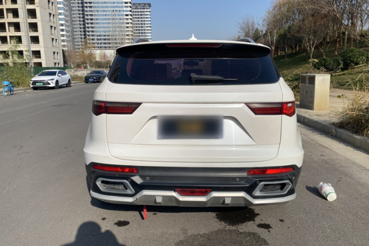 众泰T700 2017款 1.8T 双离合尊贵型车身外观6004