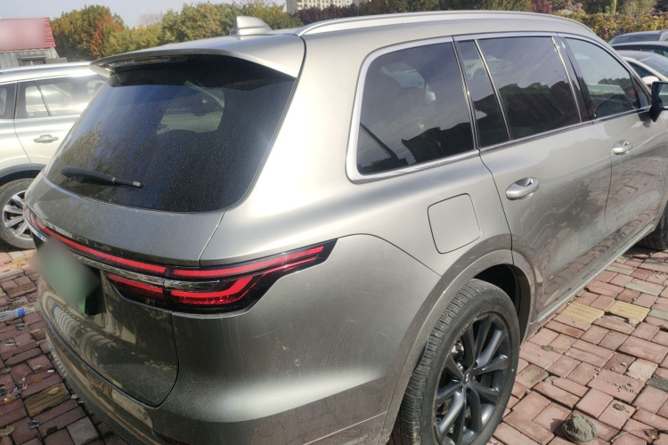 理想汽车 理想ONE 2020款 增程6座版车身外观7