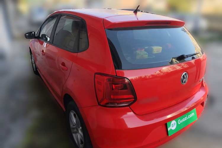 大众 Polo 2014款 1.4L 手动风尚版车身外观5