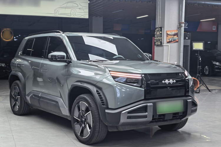 方程豹 钛3 2025款 501KM 四驱智驾Ultra版车身外观6004