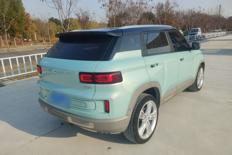 吉利汽车 吉利icon 2022款 1.5TD 青鸢限量款车身外观7