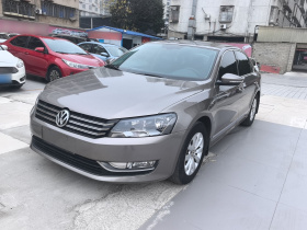 大众 帕萨特 2014款 1.8TSI DSG尊荣版