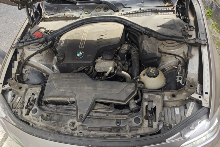 宝马3系 2015款 320Li 豪华设计套装局部细节24