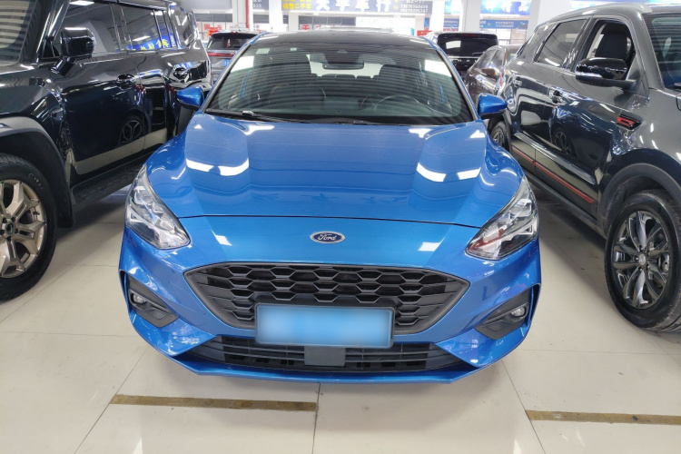 福特 福克斯 2020款 两厢 EcoBoost 180 自动ST Line车身外观2