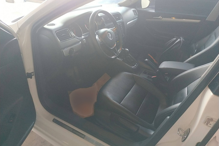 大众 速腾 2017款 1.6L 自动舒适型中控内饰20