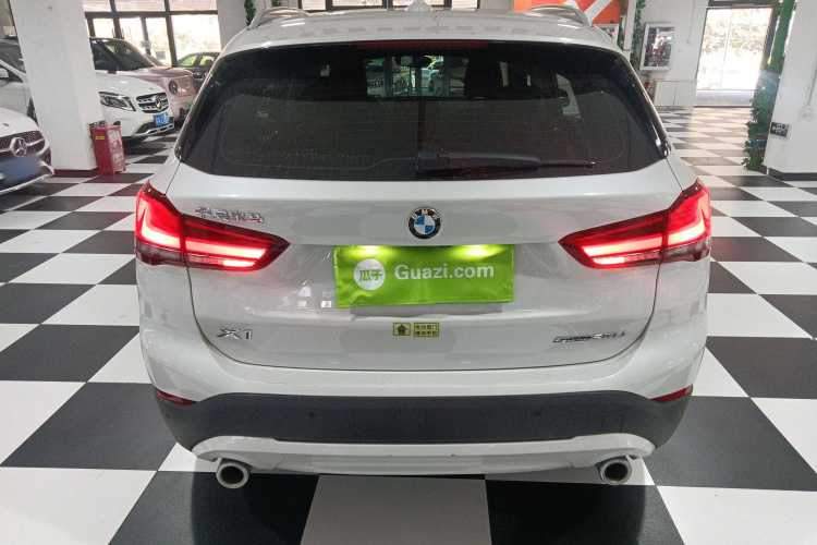 宝马X1 2022款 sDrive25Li 领先型车身外观6