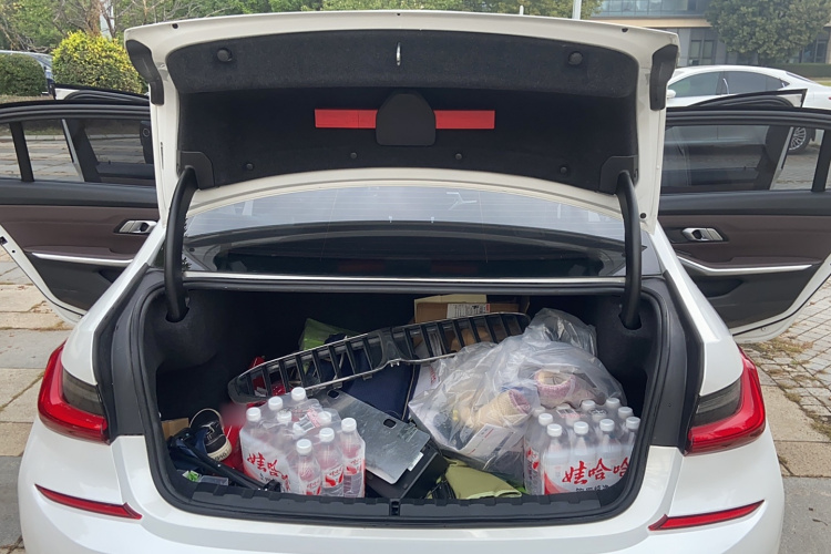 宝马3系 2021款 改款二 325Li M运动套装局部细节23