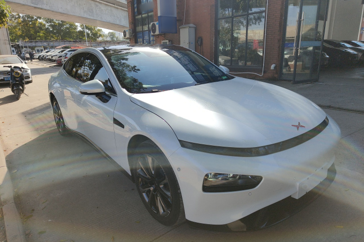 小鹏P7 2022款 625E车身外观6002