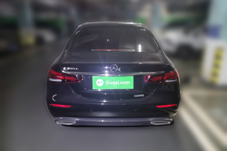 奔驰E级 2023款 改款 E 300 L 豪华型车身外观6004