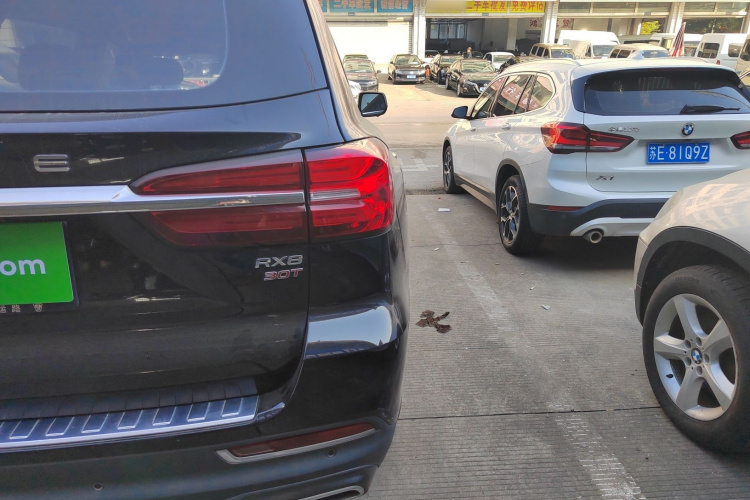 荣威RX8 2019款 30T 智联网两驱超群旗舰版车身外观6006