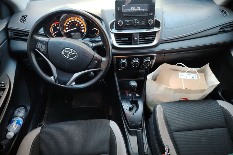 丰田 YARiS L 致炫 2022款 致炫X 1.5L CVT领先PLUS版中控内饰7002