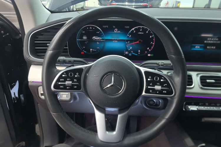 奔驰GLE 2020款 GLE 350 4MATIC 动感型局部细节13