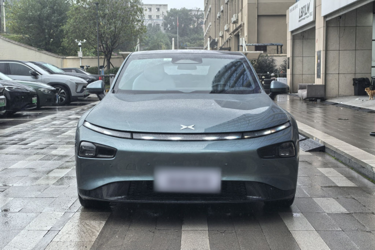 小鹏P7 2023款 P7i 702 Max车身外观6004