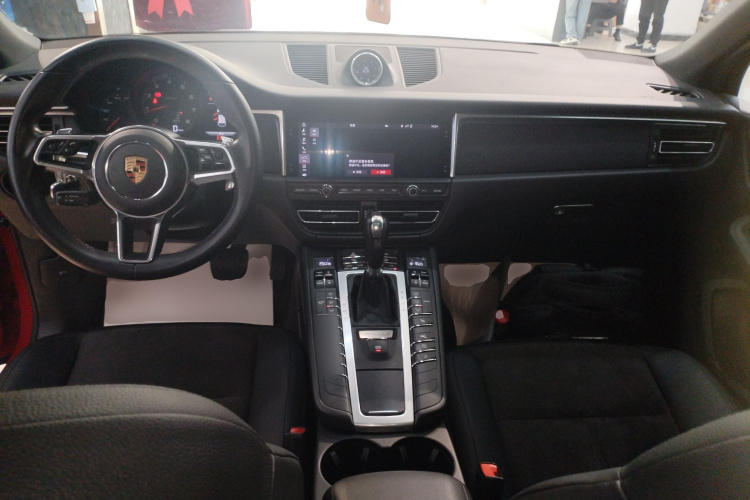 保时捷 2020款 Macan 2.0T中控内饰7002