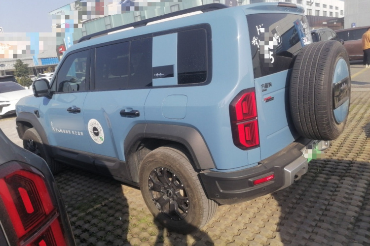 方程豹 豹5 2023款 云辇旗舰版车身外观4