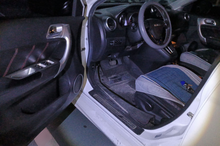 哈弗H6 2016款 升级版 1.5T 自动两驱精英型中控内饰20