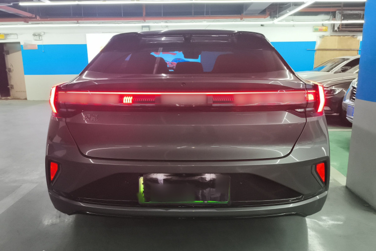 极氪001 2024款 WE版 100kWh 后驱车身外观6004