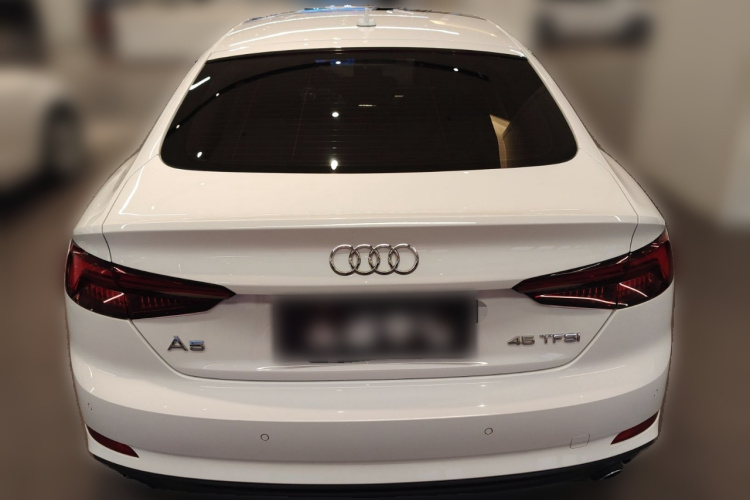 奥迪A5 2017款 Sportback 45 TFSI 时尚型车身外观6