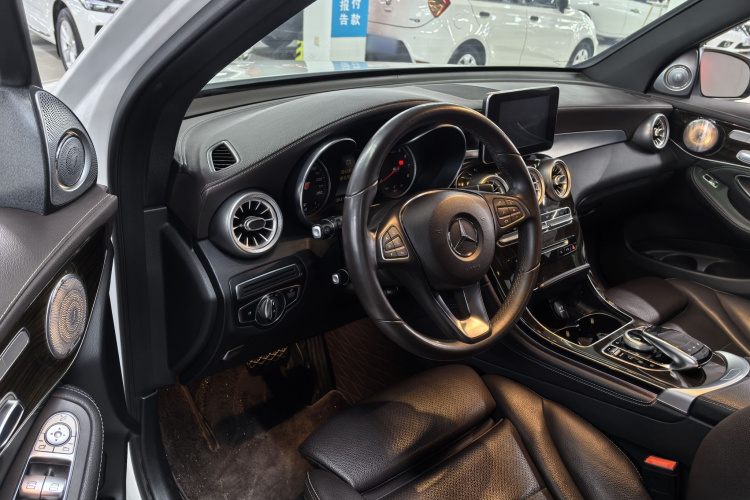 奔驰GLC 2019款 GLC 260 L 4MATIC 动感型局部细节19