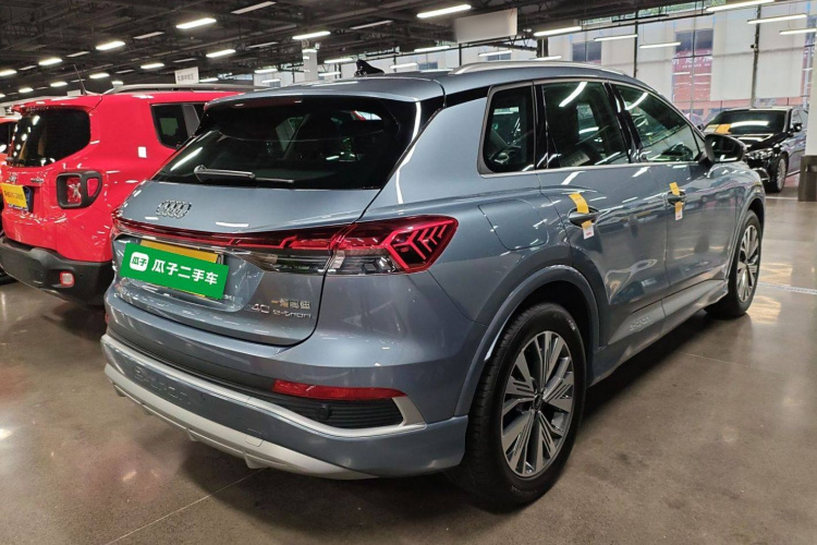 奥迪Q4 e-tron 2024款 40 e-tron 创行版车身外观6005