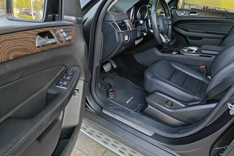 奔驰GLE 2016款 GLE 450 AMG 4MATIC中控内饰20