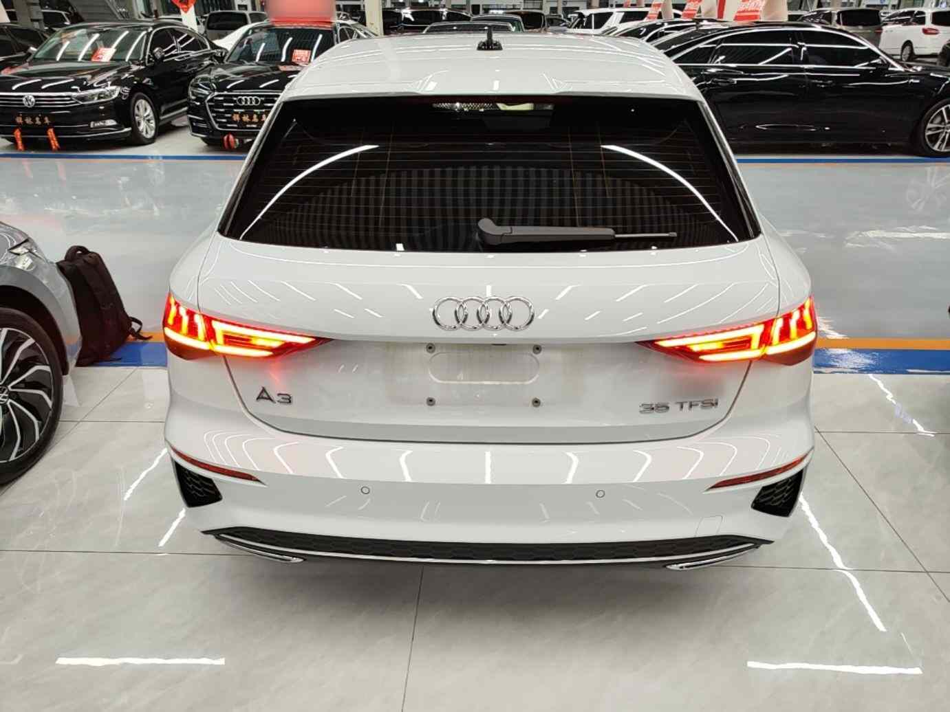 奥迪A3 2024款 Sportback 35 TFSI 时尚运动型(4)