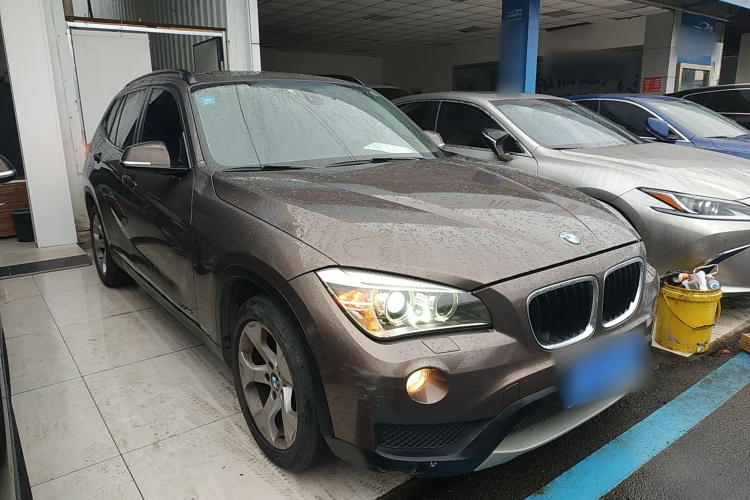 宝马X1(进口) 2012款 sDrive18i豪华型车身外观3