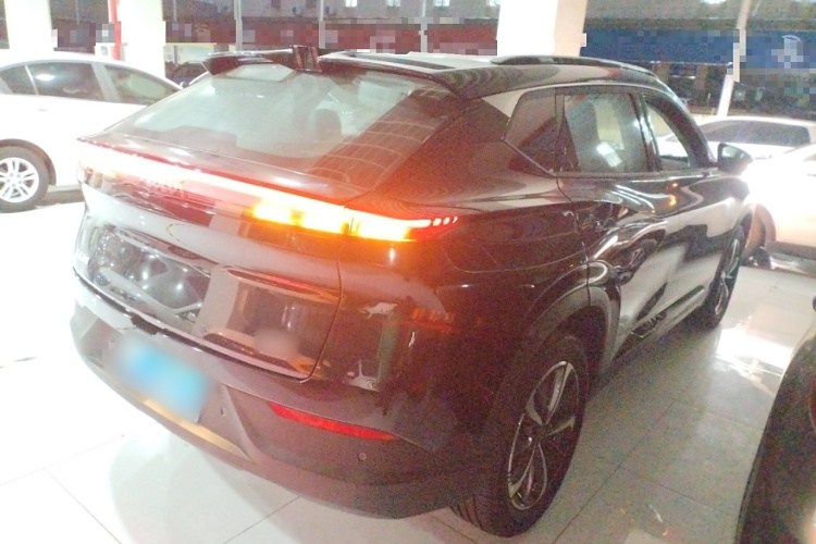 东风风神 皓瀚 2024款 荣耀版 1.5T 时尚型车身外观7