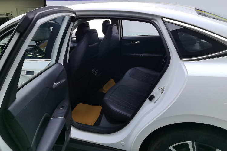 长安 逸动 2024款 1.5T GDI自动 旗舰型中控内饰21