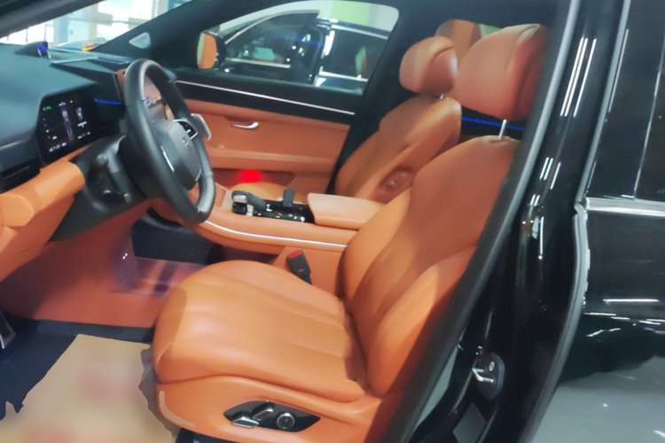 鸿蒙智行 问界M7 2024款 1.5T 智驾四驱Pro版 6座局部细节19