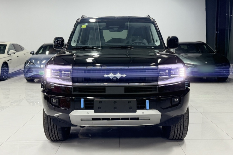 方程豹 豹5 2025款 天神智驾Ultra版车身外观6005