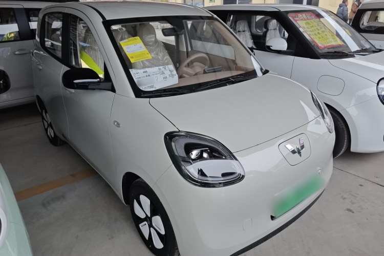 五菱汽车 宏光MINIEV 2025款 四门版 进阶款车身外观3