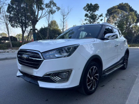 众泰T300 2017款 1.5T CVT尊贵型