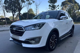 众泰T300 2017款 1.5T CVT尊贵型