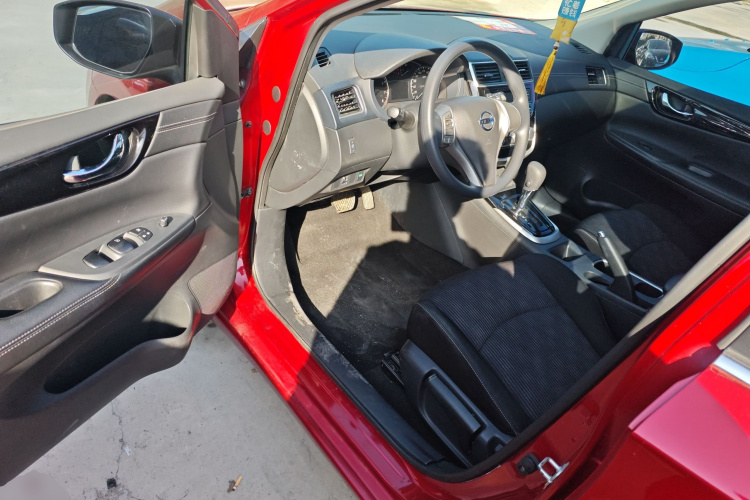 日产 骐达TIIDA 2019款 1.6L CVT酷动版 国VI中控内饰7003