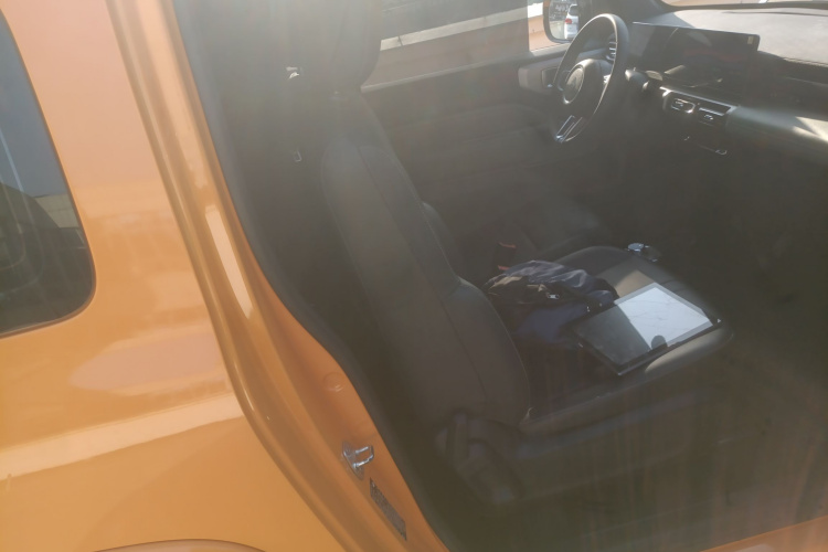 宝骏悦也 2023款 旗舰版局部细节41