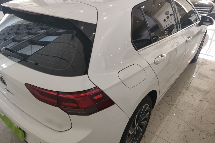 大众 高尔夫 2023款 改款 280TSI DSG Pro车身外观7