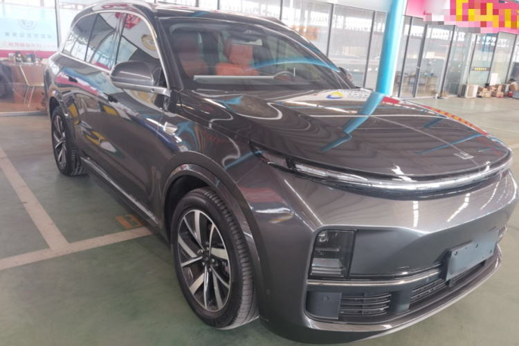 理想汽车 理想L8 2023款 Pro车身外观3