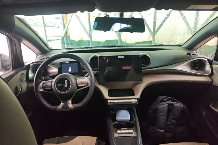 比亚迪 海豚 2025款 420km 自由版中控内饰12