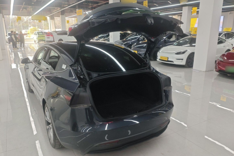 特斯拉 Model 3 2025款 后轮驱动版局部细节23