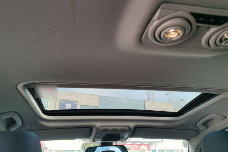 宝马3系 2015款 320Li 超悦版时尚型中控内饰22