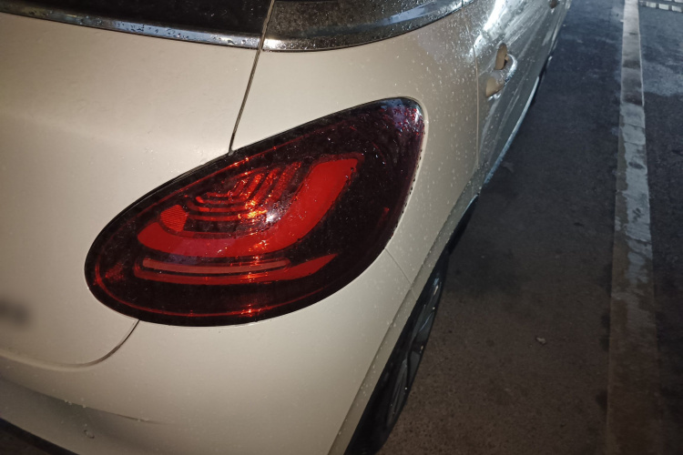 五菱汽车 五菱缤果 2024款 333km 悦享款车身外观9