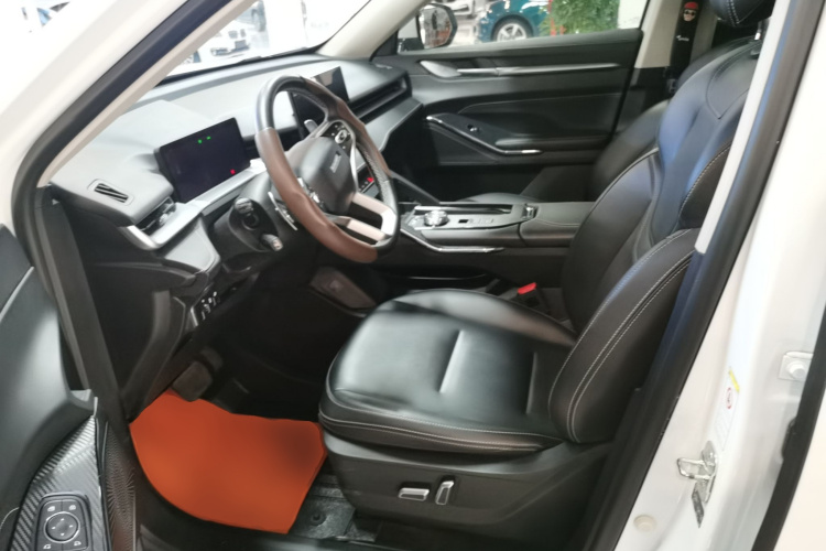 哈弗H6 2021款 第三代 1.5T 自动两驱Pro中控内饰19