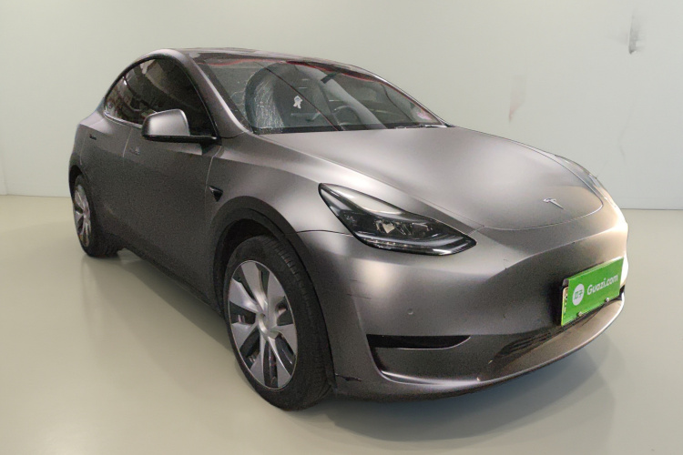 特斯拉 Model Y 2022款 后轮驱动版车身外观3