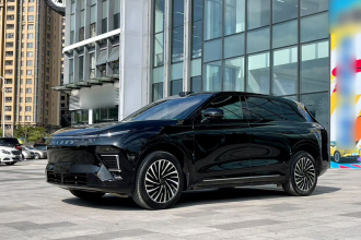 星途 星纪元 ET 2024款 增程 240 Ultra四驱