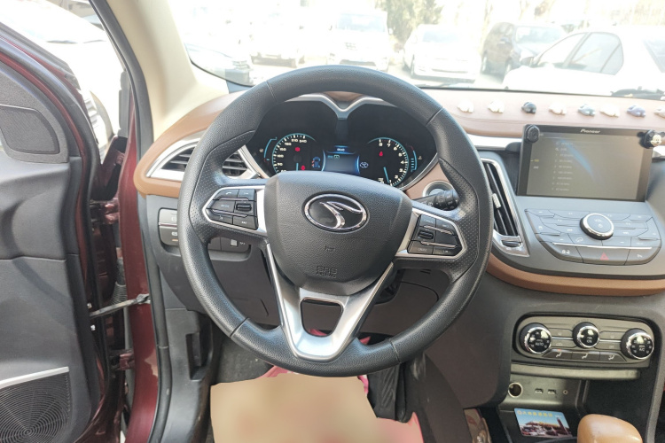 东南DX7 2017款 1.5T 自动荣耀版局部细节13